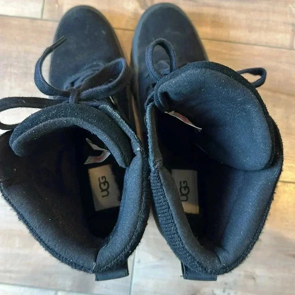 UGG Kriston Waterproof Bootie Suede Leather Black Wedge Sz 10 - Picture 8 of 10
